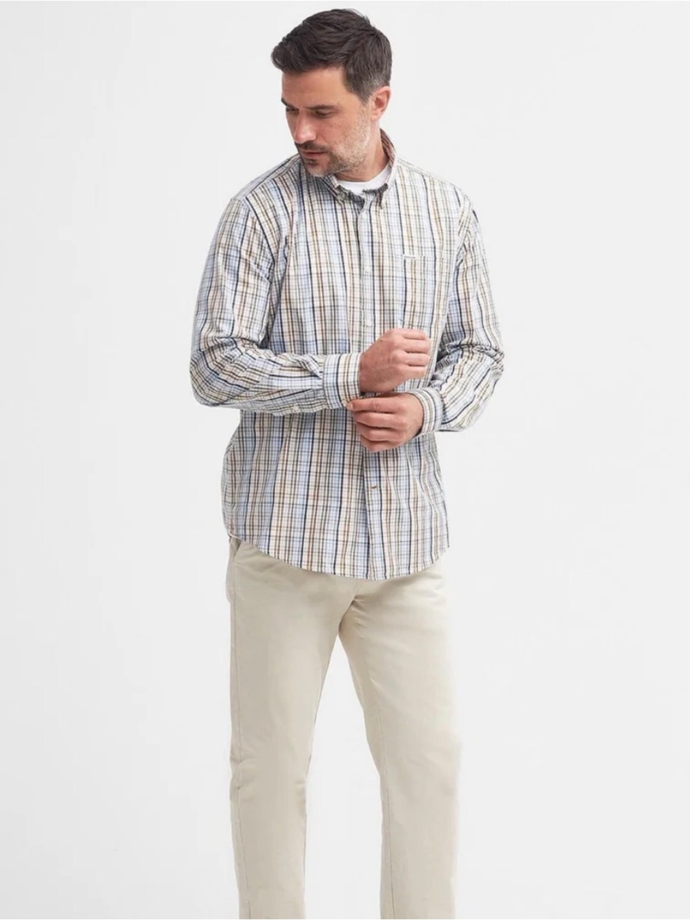 Barbour Men’s Button Down dress Shirt Small Blue Tan Plaid Tailored Fit Gingham
